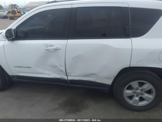 1C4NJCEBXHD182373 Jeep Compass Latitude
