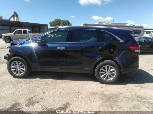 KIA SORENTO LX 2018 5XYPG4A35JG387621 Image 15