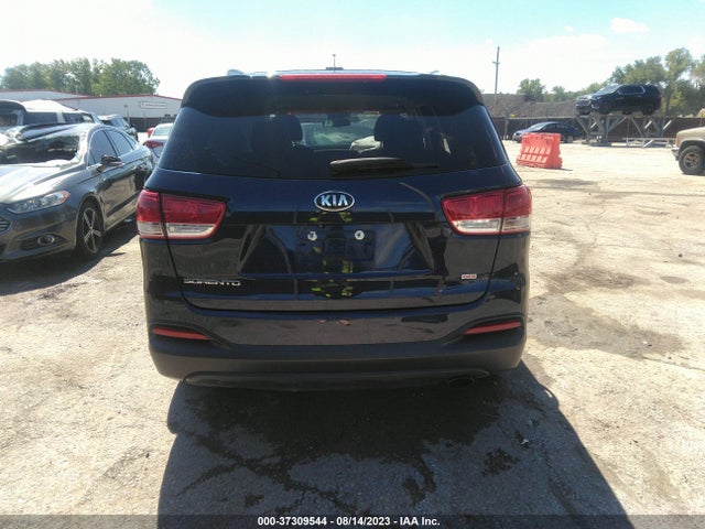 KIA SORENTO LX 2018 5XYPG4A35JG387621 Image 17