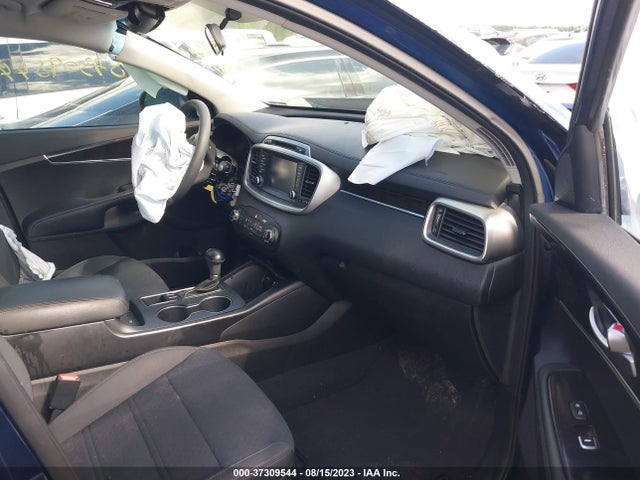 KIA SORENTO LX 2018 5XYPG4A35JG387621 Image 5
