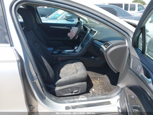 2015 FORD FUSION SE VIN: 3FA6P0H71FR109752