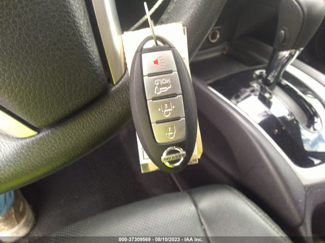 2015 NISSAN ROGUE SL VIN: 5N1AT2MV8FC917896