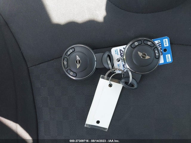 2012 MINI COOPER WMWSU3C58CT261950 Photo 10