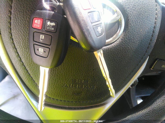 Toyota Corolla L/le/s/s Plus/le Plus 2014 2T1BURHE9EC177743 Image 3
