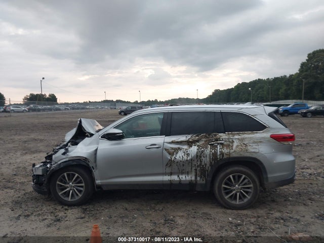 2019 TOYOTA HIGHLANDER SE/XLE VIN: 5TDKZRFH8KS560414