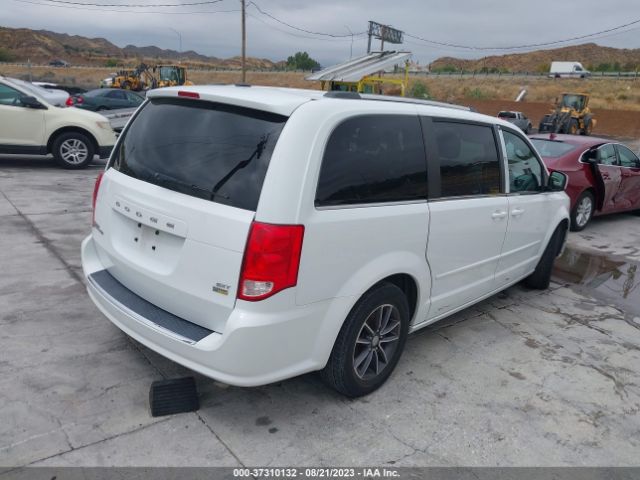 2C4RDGCG4HR604021 Dodge Grand Caravan Sxt