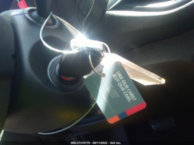 3KPF24AD8NE437126 KIA Forte Lxs