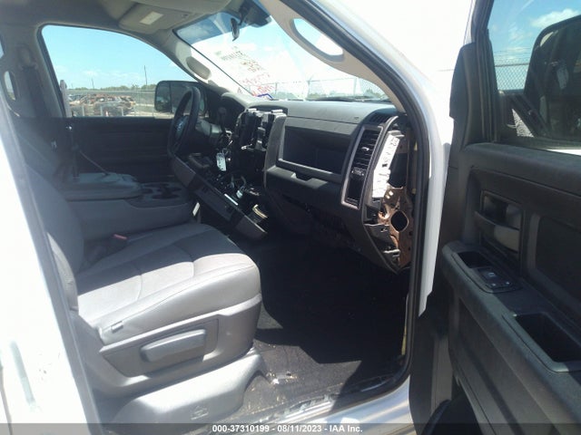 3C6UR5CL8GG281360 RAM 2500 Tradesman