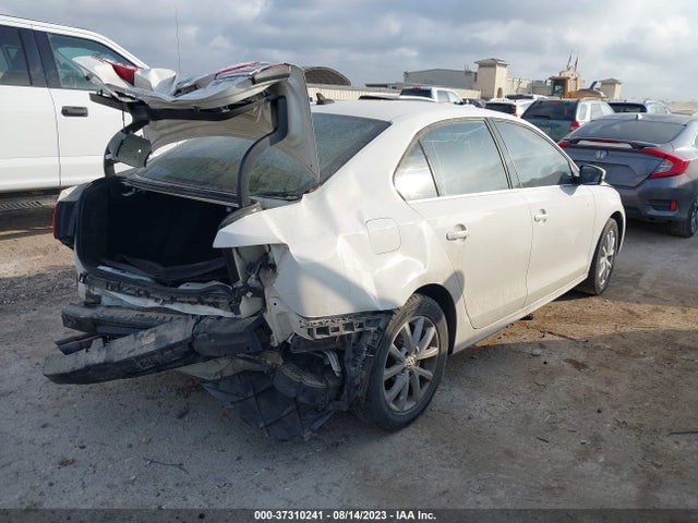 2013 VOLKSWAGEN JETTA SEDAN SE W/CONVENIENCE/SUNROOF VIN: 3VWDX7AJ6DM363755