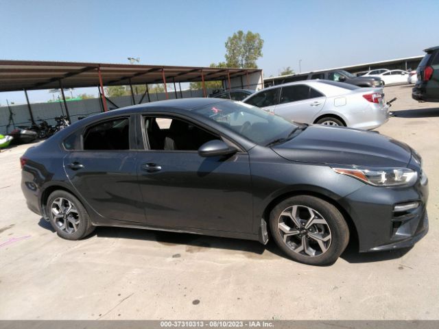 3KPF24ADXME406748 KIA Forte Lxs