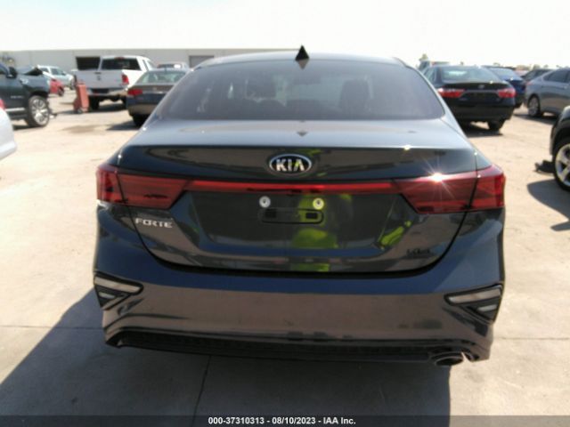 3KPF24ADXME406748 KIA Forte Lxs
