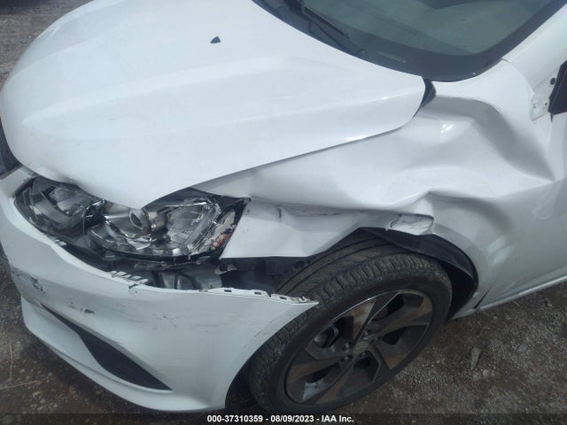 Chevrolet Sonic Premier 2019 1G1JF5SB8K4123662 Image 6