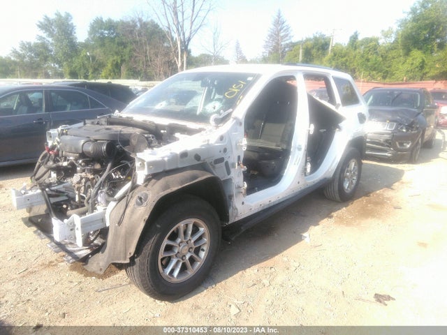 1C4RJFAG9LC390151 Jeep Grand Cherokee Laredo E