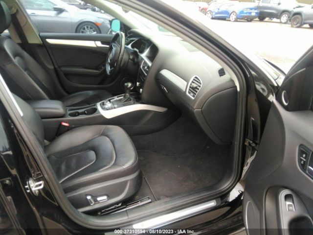 WAUEFAFL9GN012864 Audi A4 Premium Plus