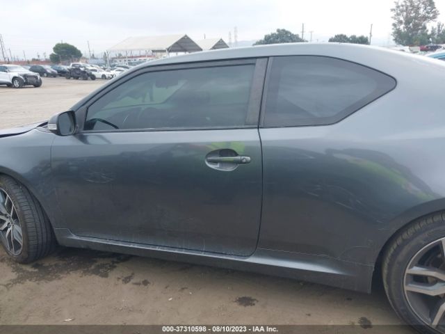 JTKJF5C71F3090025 Scion TC