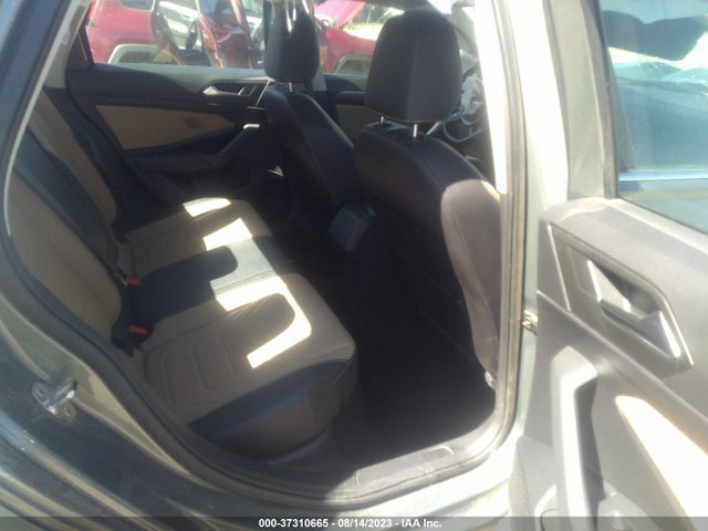 3VWG57BU5KM003899 Volkswagen Jetta Sel Premium