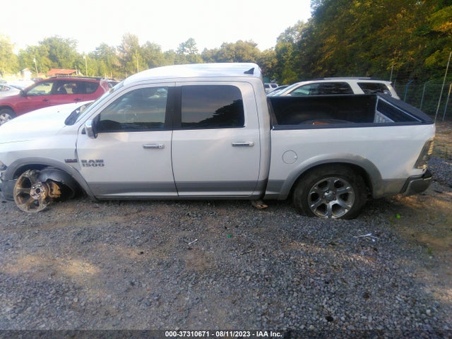 2015 RAM 1500 LARAMIE VIN: 1C6RR7NT3FS558700