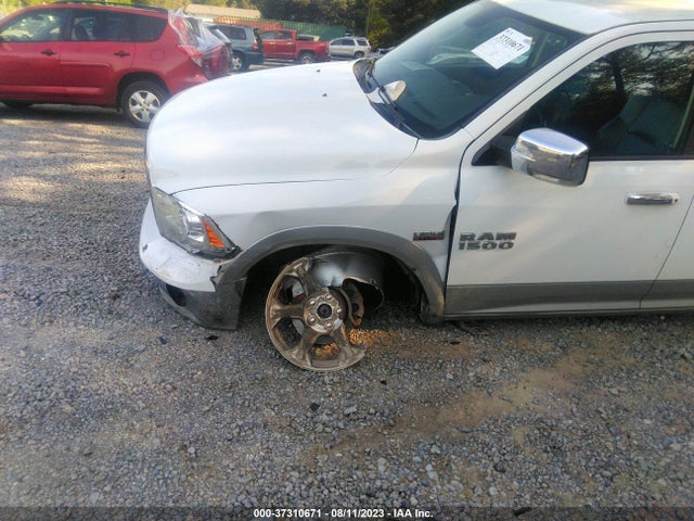2015 RAM 1500 LARAMIE VIN: 1C6RR7NT3FS558700