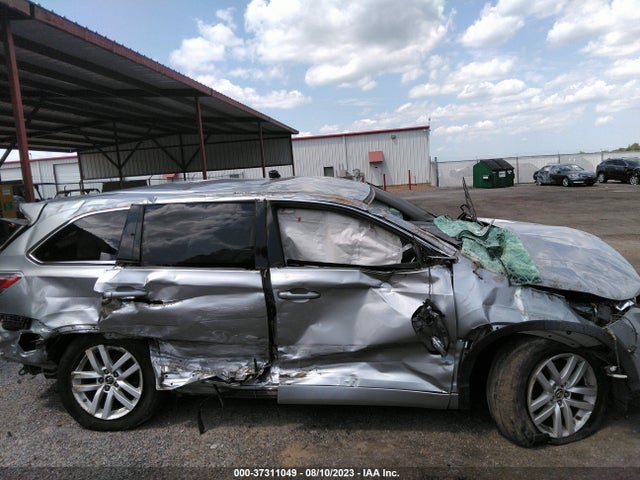 Toyota Highlander Le 2016 5TDZKRFHXGS130457 Image 5