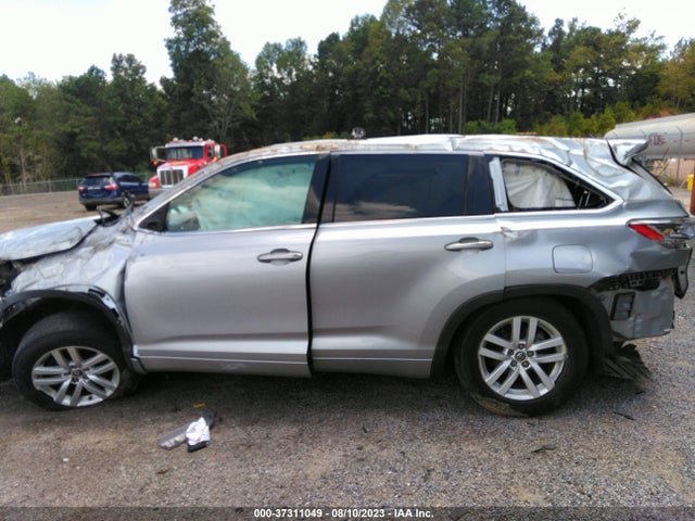 Toyota Highlander Le 2016 5TDZKRFHXGS130457 Image 6