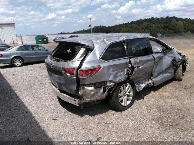 Toyota Highlander Le 2016 5TDZKRFHXGS130457 Image 10