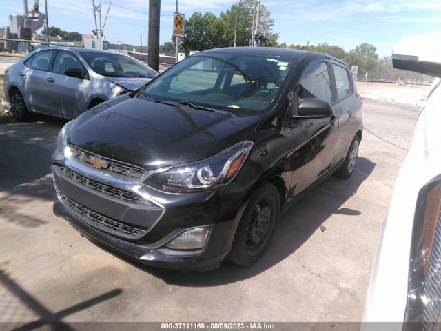 Chevrolet SPARK LS 2019 KL8CB6SA8KC738140 Image 2