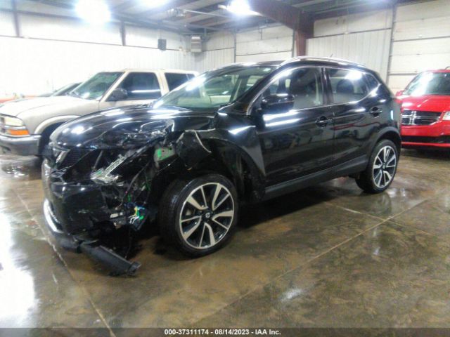 JN1BJ1CR0JW282115 Nissan Rogue Sport Sl