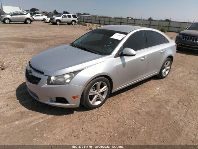 Chevrolet Cruze 2lt 2014 1G1PE5SB0E7118732 Image 2
