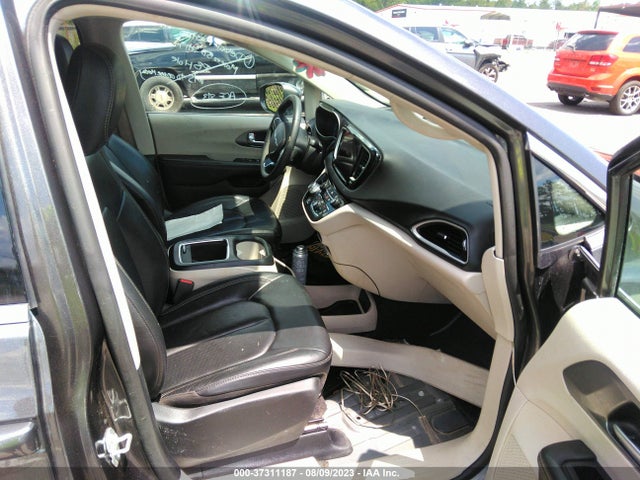 2C4RC1BG5NR179115 Chrysler Pacifica Touring L