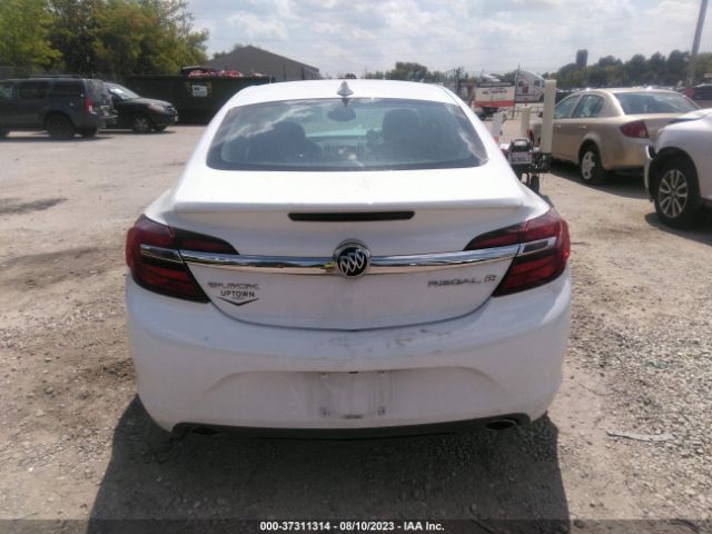2G4GL5EX3H9132238 Buick Regal Sport Touring
