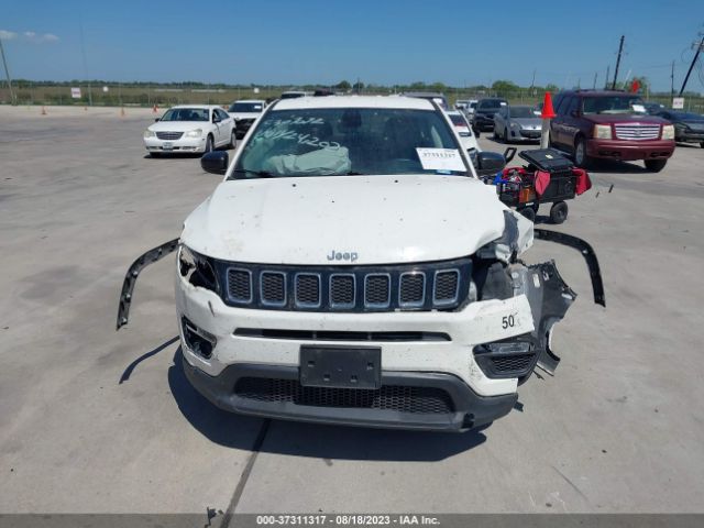 3C4NJCAB3KT677649 Jeep Compass Sport