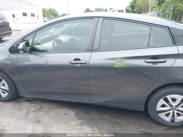 Toyota Prius Four 2016 JTDKARFU1G3028791 Image 14