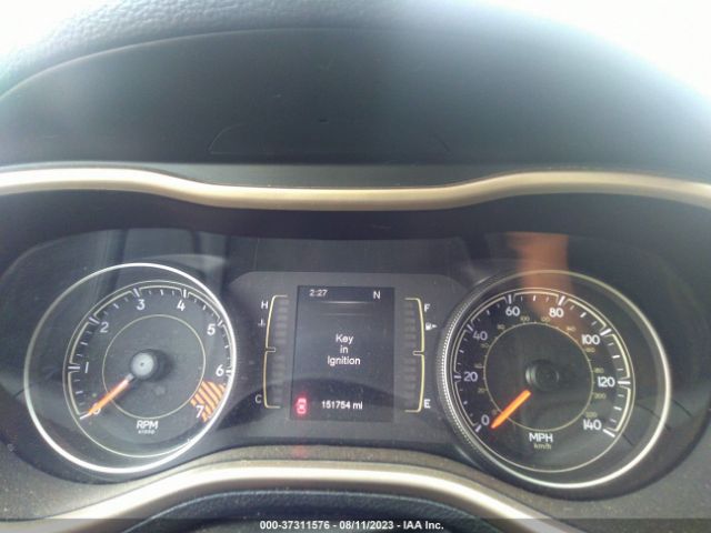 1C4PJLCB6FW791067 Jeep Cherokee Latitude