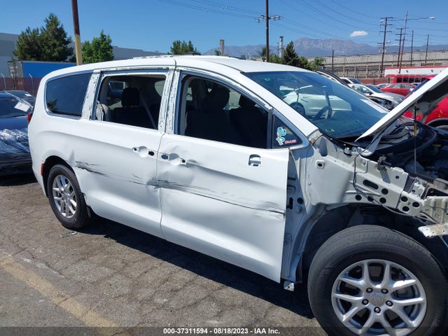 2C4RC1DG7HR505577 Chrysler Pacifica Touring