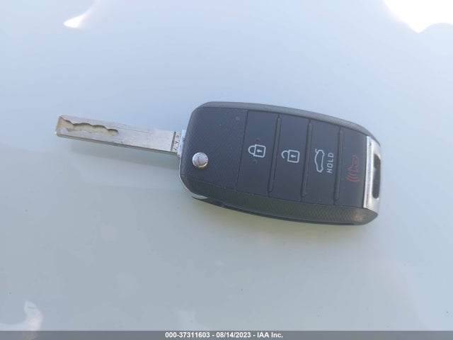 KIA Optima Lx 2018 5XXGT4L33JG228447 Image 11