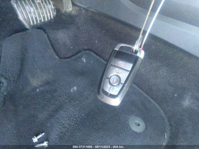 3FA6P0HD2HR277716 Ford FUSION SE