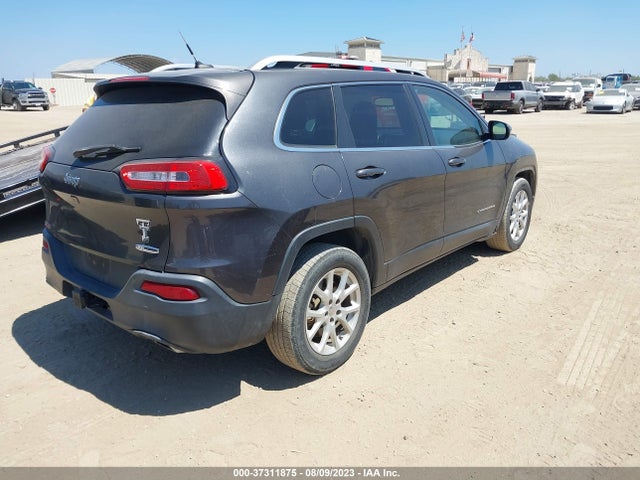 1C4PJLCS5FW670109 Jeep Cherokee Latitude