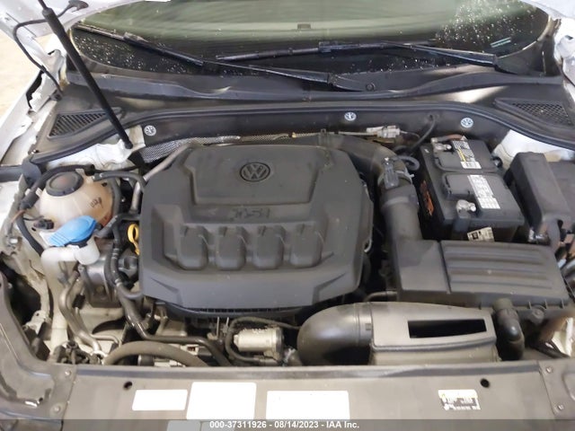 2018 VOLKSWAGEN PASSAT 2.0T S VIN: 1VWAA7A32JC015499