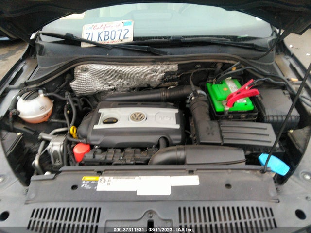 WVGAV7AX2FW056632 Volkswagen Tiguan R-line