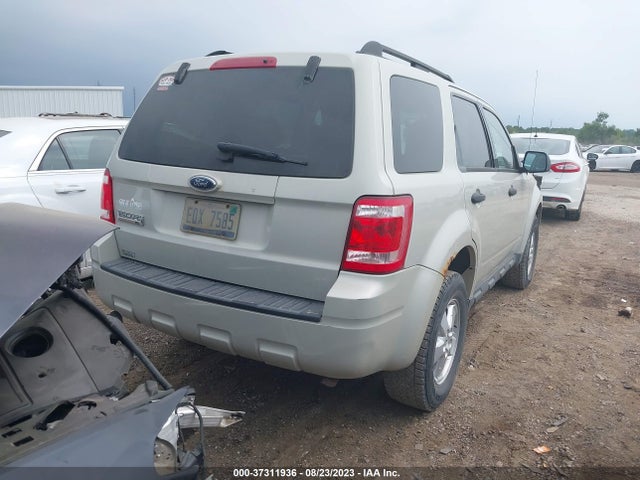 2009 FORD ESCAPE XLT VIN: 1FMCU03789KB26629