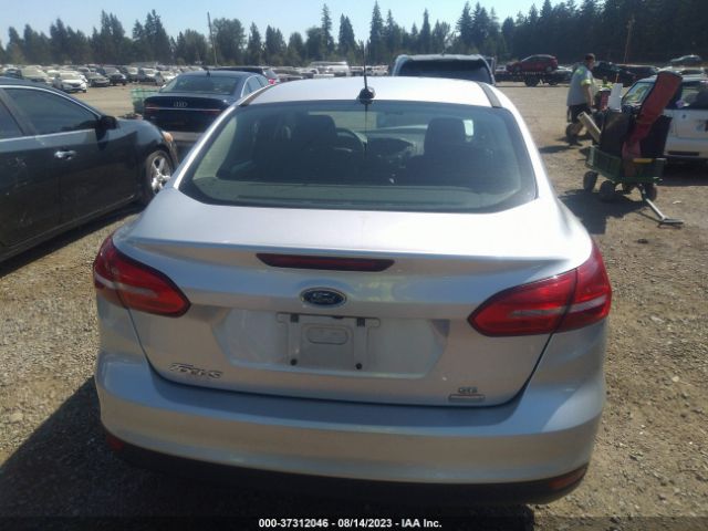 1FADP3FE0JL271552 Ford FOCUS SE