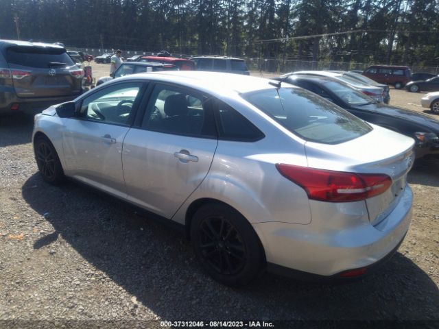 1FADP3FE0JL271552 Ford FOCUS SE