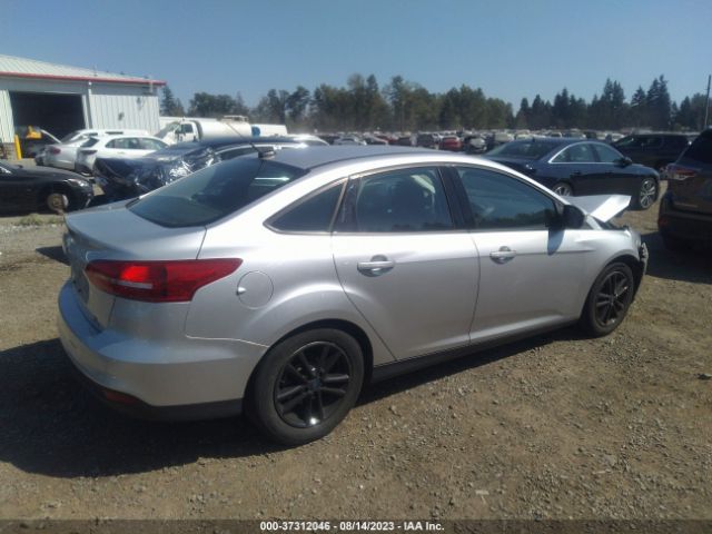 1FADP3FE0JL271552 Ford FOCUS SE