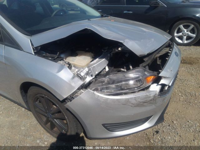 1FADP3FE0JL271552 Ford FOCUS SE