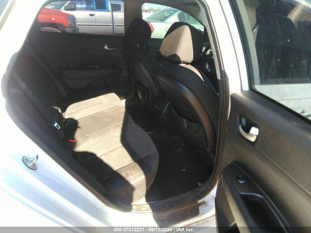 KIA Optima Lx 2016 5XXGT4L39GG056708 Image 9