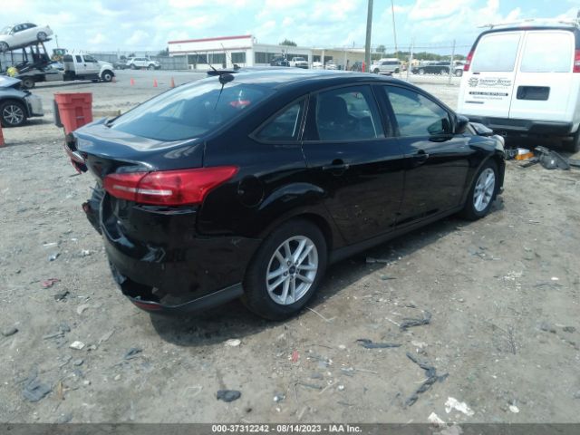 1FADP3F23JL284270 Ford FOCUS SE