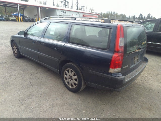 2001 VOLVO V70 VIN: YV1SW61R611137263