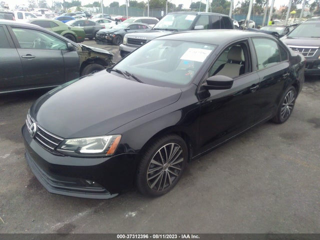 3VWD17AJ8FM407095 Volkswagen Jetta Sedan 1.8t Sport