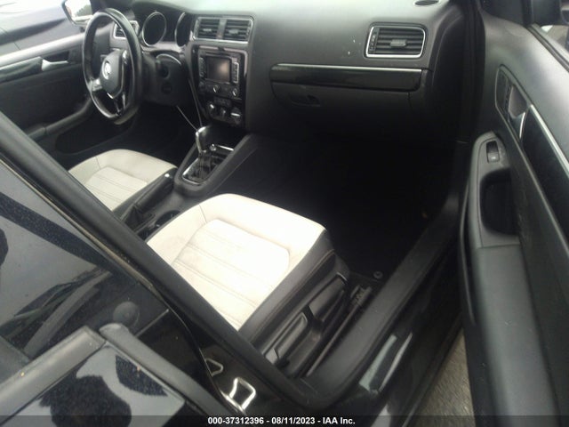 3VWD17AJ8FM407095 Volkswagen Jetta Sedan 1.8t Sport