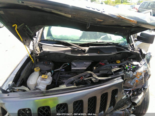 1C4NJPFAXGD732652 Jeep Patriot High Altitude Edition